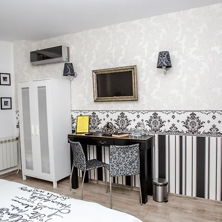 Акациите Hotell Silistra